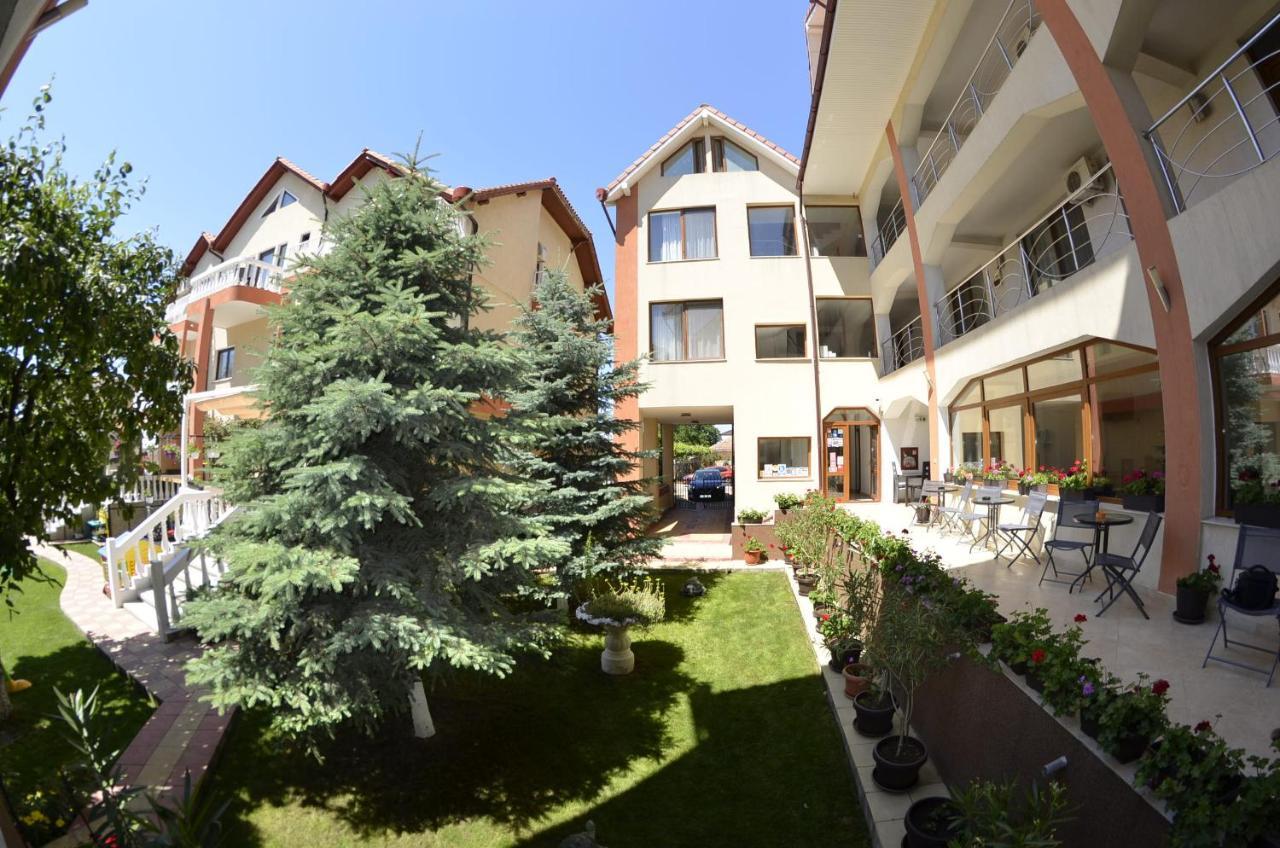 Complex Marinn Костинешти Экстерьер фото